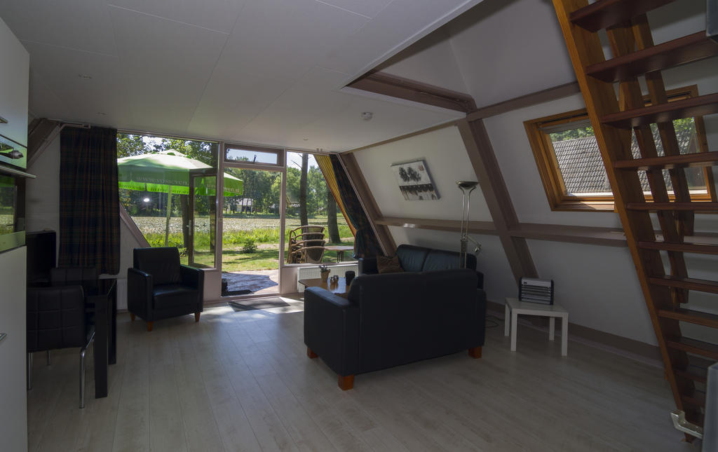 'T Vosseven Vakantiehuizen Stramproy Camera foto